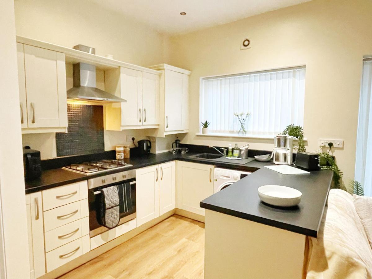 5 Bedroom, Sleeps 9 - Base To Explore Liverpool And Beyond Eksteriør bilde